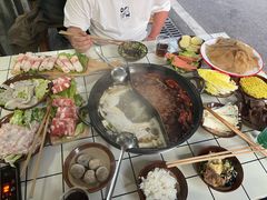 -重庆故事姊妹老火锅(财经学院店)