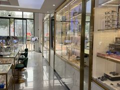 -世纪大明眼镜·林德伯格·蔡司官方授权店(武昌旗舰店)