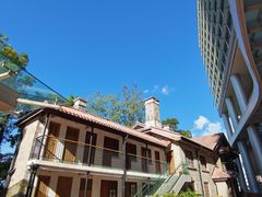 -香港大学