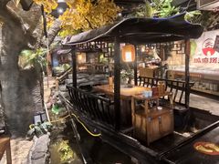-城墙拐拐火锅(三峡广场黑金冠店)