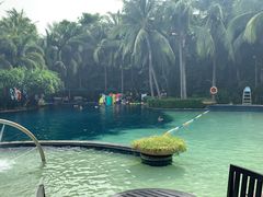 -三亚湾海居铂尔曼度假酒店