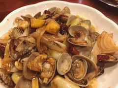 -郑东靓靓虾馆·金牌油焖大虾(天泽街店)