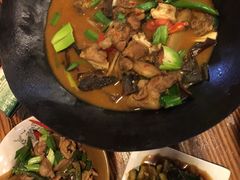 -富正毅三下锅·湘西韵味(天门山索道店)