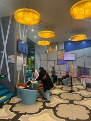 -反弹蹦床公园·亲子乐园·团建·派对(尚品奥莱店)