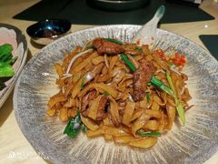 干炒牛河-粤·向群饭店(龙津东路总店)