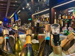 -Wolfgang’s Steakhouse 沃夫冈牛排馆(上海白玉兰广场店)