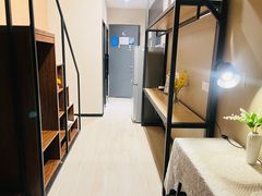 -魔方公寓(碧云国际店)