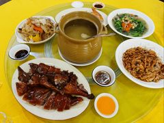-烧鹅妹饭店