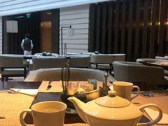 -上海中航虹桥机场泊悦酒店