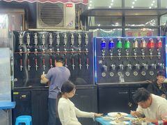 -老东镇啤酒屋海鲜加工·蒸汽海鲜·海鲜烧烤(台东店)