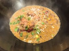 -万里闯关东铁锅炖菜馆(高新旗舰店)