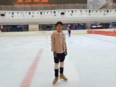 -冠军冰场CHAMPION RINK(环球银泰城店)