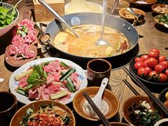 -贵厨酸汤牛肉(小十字店)