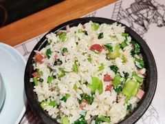 石锅咸肉菜饭-客官 · 江南小菜馆(长风大悦城店)