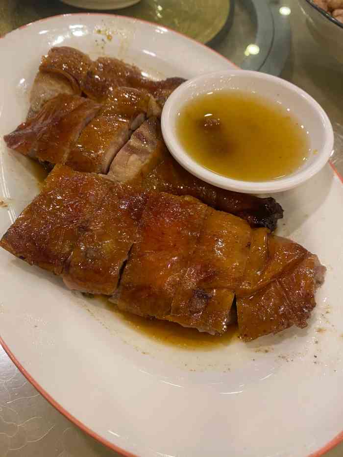 「啫啫生肠」只有姜味, 普普通通 「深井烧鹅」蘸料超级酸, 肉质还