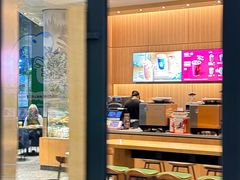 -星巴克(上海长宁来福士1F店)