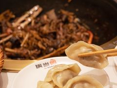 -锅当当铁锅炖烀饼王(长泰广场店)