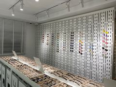 -目艮眼镜SHOWROOM(品牌集合店)