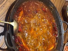 -旧街市鲜货老火锅(大光路店)