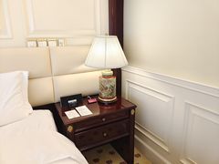 -深圳富苑皇冠假日套房酒店