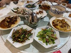 -家乡饭店(里仁洞店)
