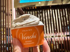 -VENCHI 闻绮(上海佛罗伦萨小镇店)