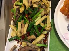 薯条鱿鱼须-老华洋饭庄(成林道店)