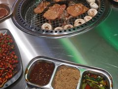 -马路牙子烧烤音乐酒馆(望京店)