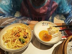 -馋三尺蟹粉小笼(人民广场店)