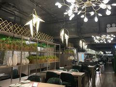 -Oasis Bar & Grill