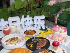 -ins森林童话餐厅coffee&bistro