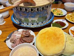 -蒙亨·手把肉·蒙古包文化主题餐厅(天恒广场店)
