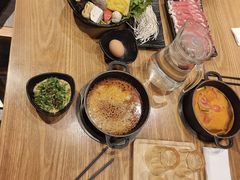 -呷哺呷哺(维多利万悦城店)