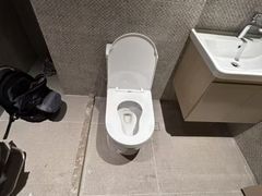 -百安居装修建材卖场(南山店)