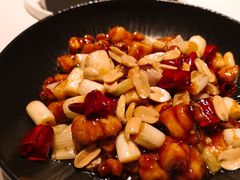 宫保鸡丁-俏江南天津时尚曲艺主题餐厅(马场道店)