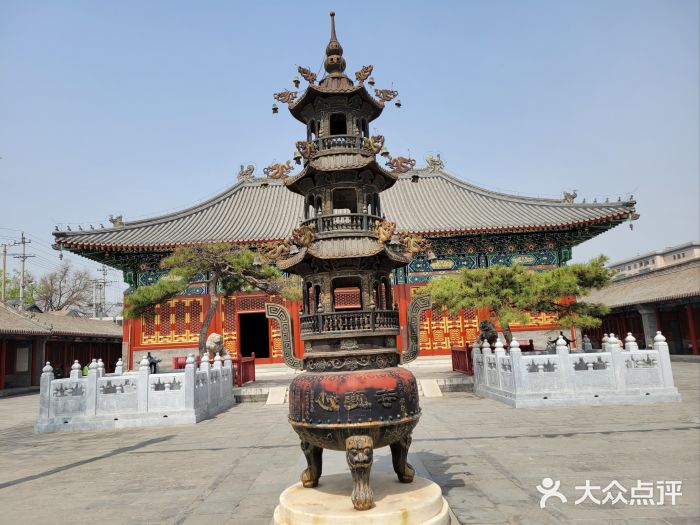 妙应寺白塔图片