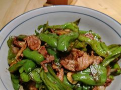 辣椒炒肉-寻钵记民菜馆·正宗常德钵子菜(滨湖路店)