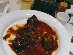 精品红烧牛尾-紫光园·烤鸭(吕家营店)