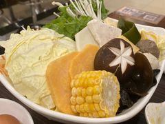 -呷哺呷哺(世贸.工三店)