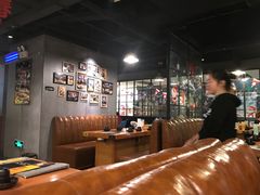-肥肥虾庄·金牌油焖大虾(杨园滨江时代walk店)