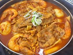 -三清洞摩西韩式年糕火锅(威高广场店)