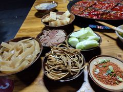 -正南齊北重庆老火锅(光华村直营店)