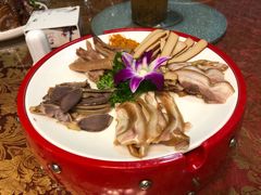 -万重锦·人文川菜馆(骡马市店)