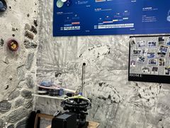 -Tennislife Point网球学练馆(曲江馆)
