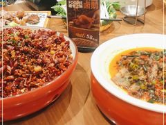 -有红鸡毛店·川菜(建设路店)