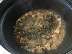 -粘豆包柴火铁锅炖