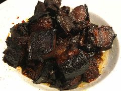老头儿干烧红烧肉-老头儿油爆虾·知味杭州(爱琴海购物中心)