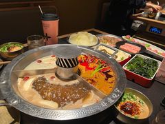 -晓宇重庆火锅(西安荟聚店)