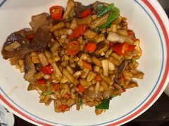 -湘潭九龙鱼头店(城南西路店)