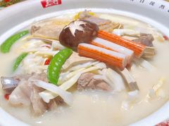 -三人行骨头王火锅(长寿店)